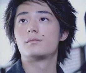 娱乐圈尊上,揭秘明星背后的权力游戏